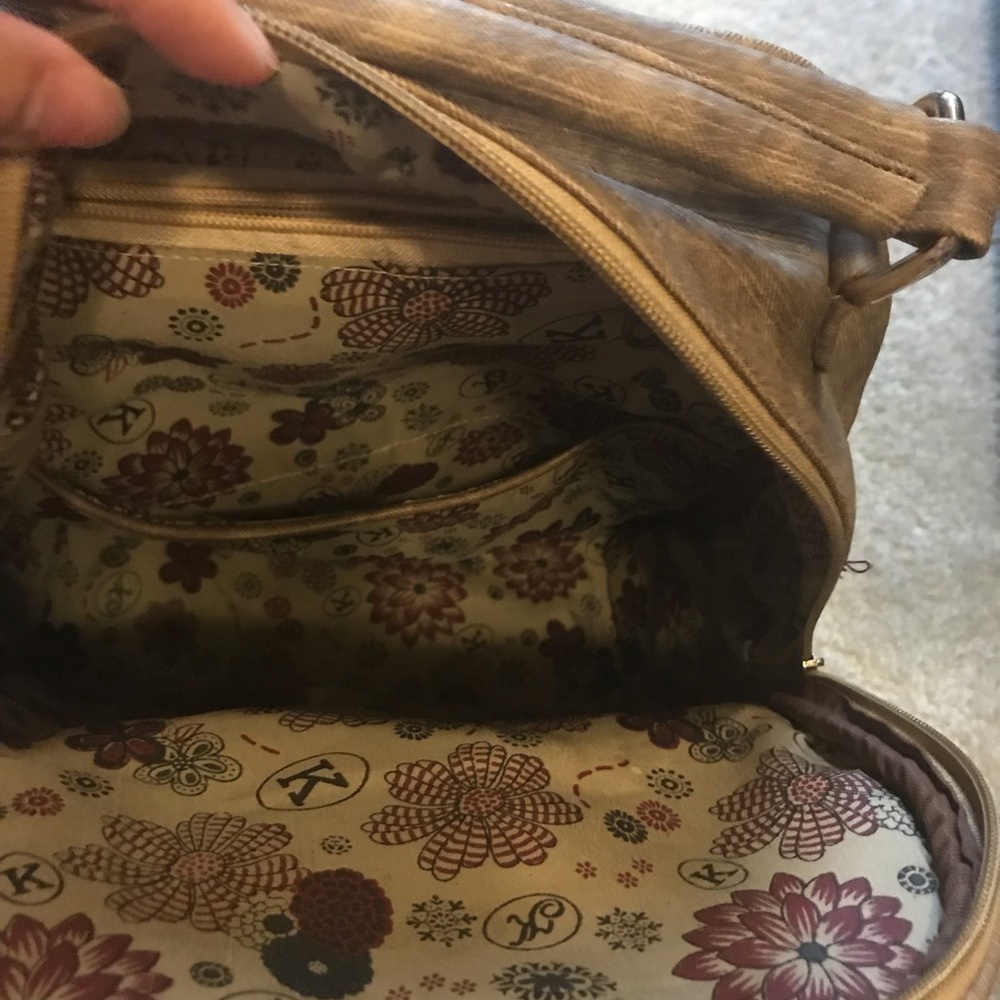 Backpack - Picture 8 of 8